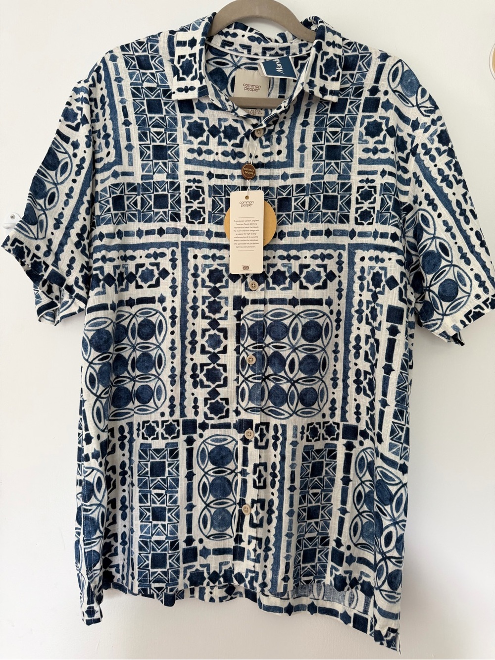 Men's Short-Sleeve Button-Up Shirt - Navy & White Geometric vacation/beach L